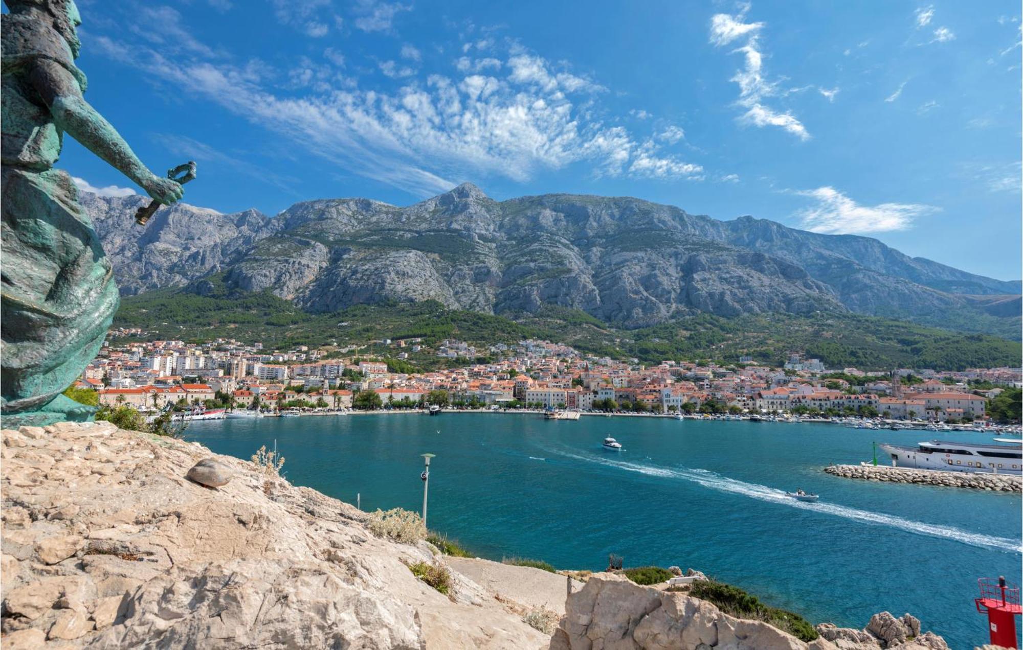 1 Bedroom Beautiful Apartment In Baska Voda Ngoại thất bức ảnh